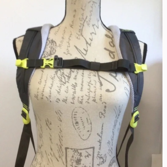 Skechers Sport Hydration Backpack Grey (No Reservoir/Drinking Valve) - Picture 9 of 11